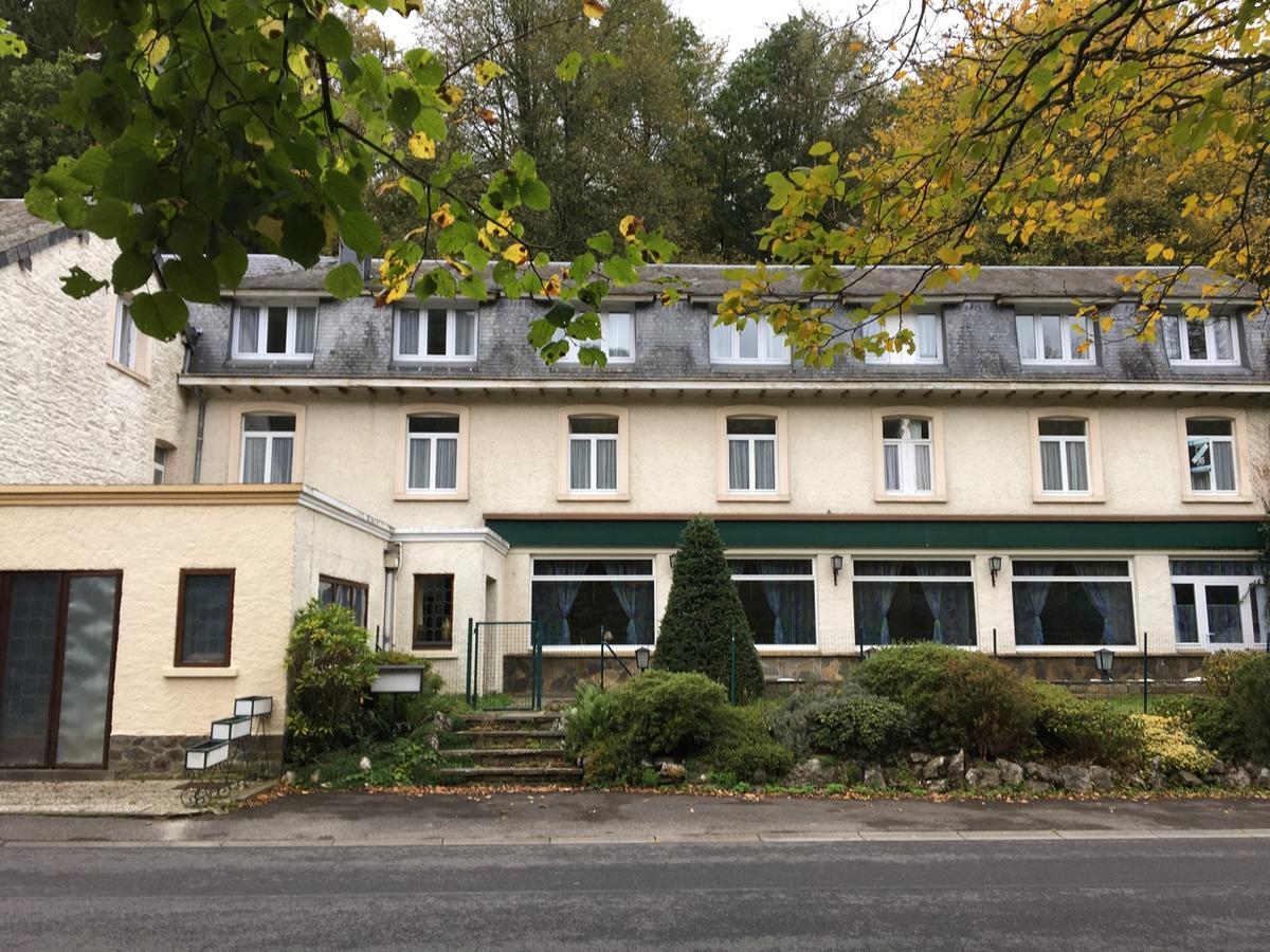 Hotel Des Roches Vresse-sur-Semois Exteriör bild
